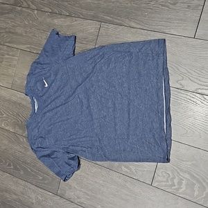 Nike dri fit t shirt size small